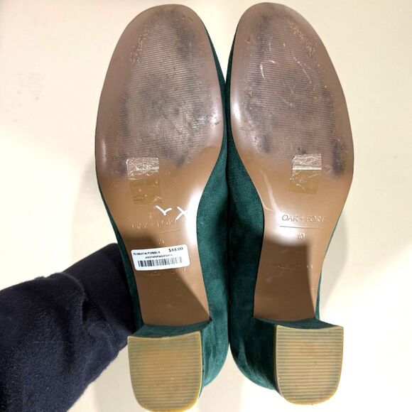 Oak + Fort Microsuede Round Toe Pump - Forest Green 10 - Picture 7 of 9